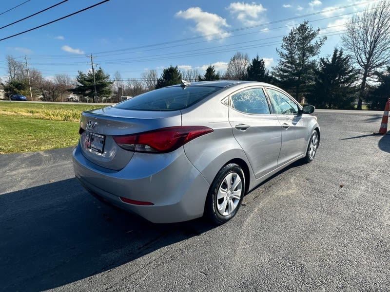 HYUNDAI ELANTRA 2016 price $10,200