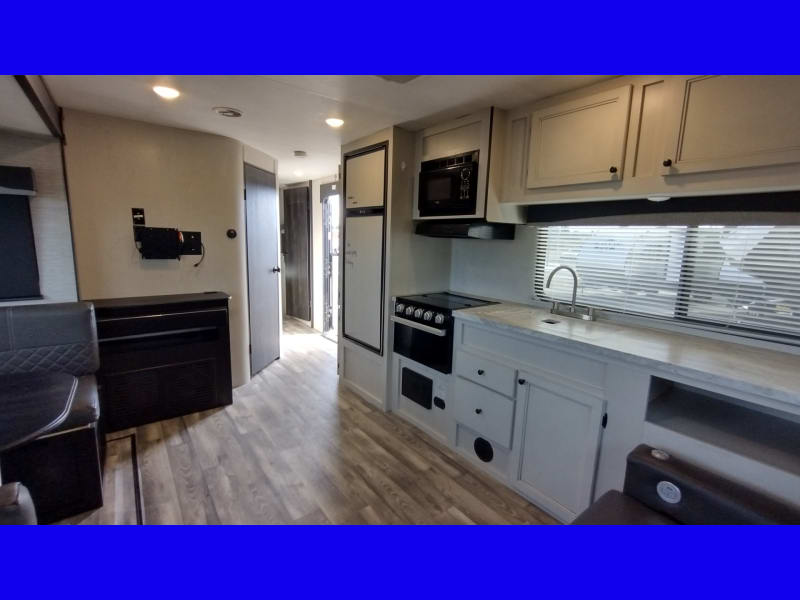 Highland Ridge RV RANGE LITE 242RL 2022 price $28,950