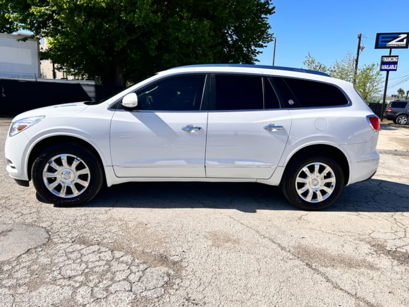 Buick Enclave 2017 price $17,995