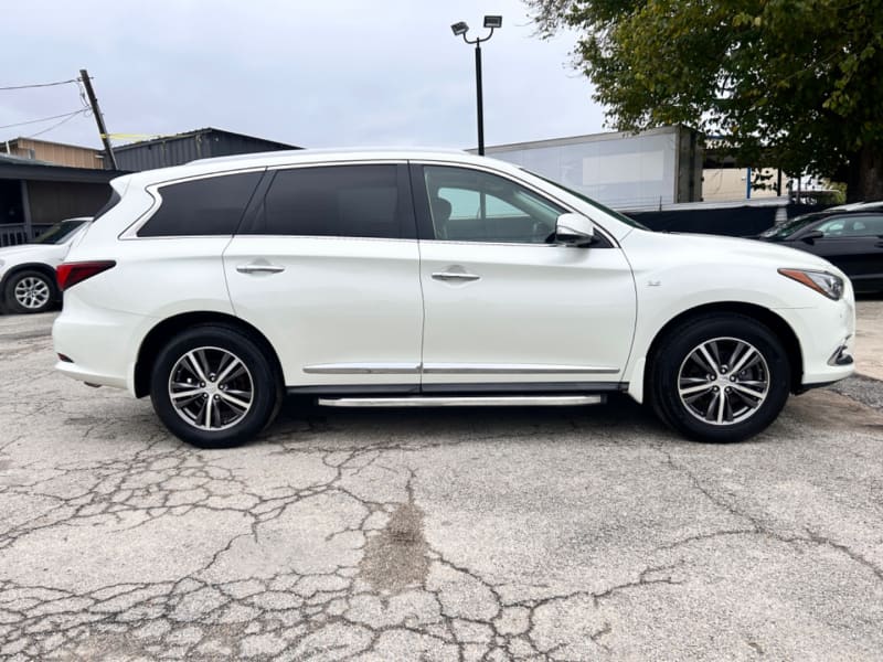 Infiniti QX60 2017 price $17,995