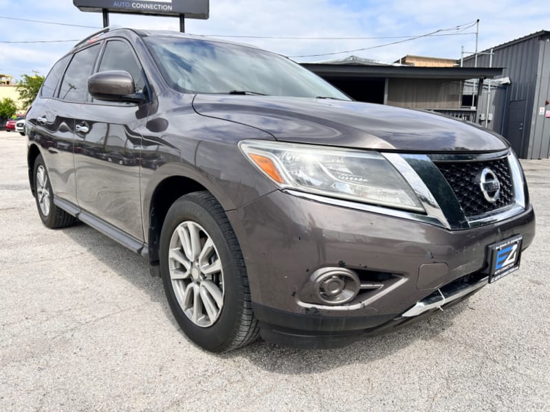 Nissan Pathfinder 2015 price $5,999 Cash