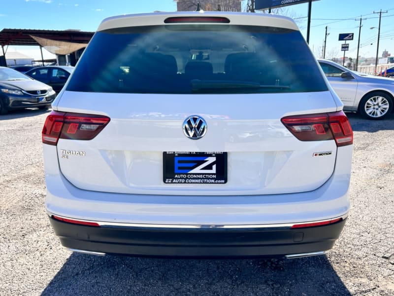 Volkswagen Tiguan 2021 price $21,975