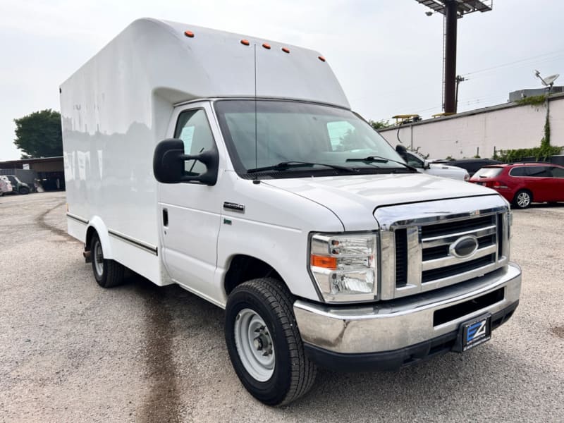 Ford Econoline Commercial Cutaway 2015 price $19,995