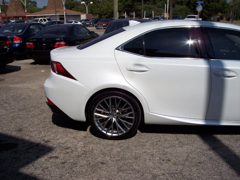 Lexus IS 250 2014 price $18,995 Cash