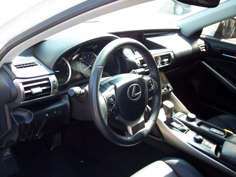 Lexus IS 250 2014 price $18,995 Cash