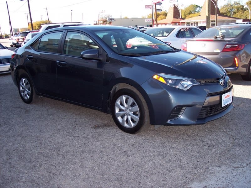 Toyota Corolla 2015 price $13,995 Cash