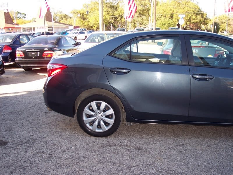 Toyota Corolla 2015 price $14,995 Cash