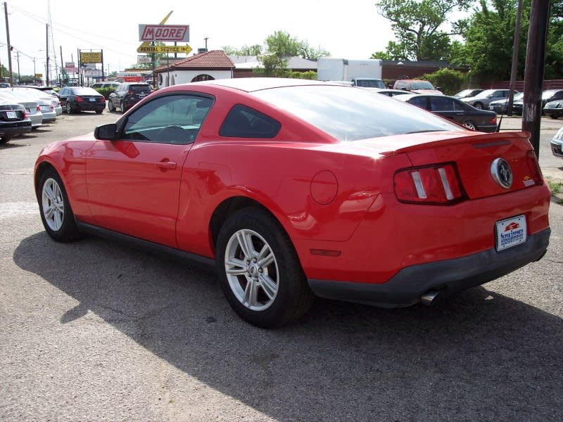 Ford Mustang 2012 price $10,595 Cash