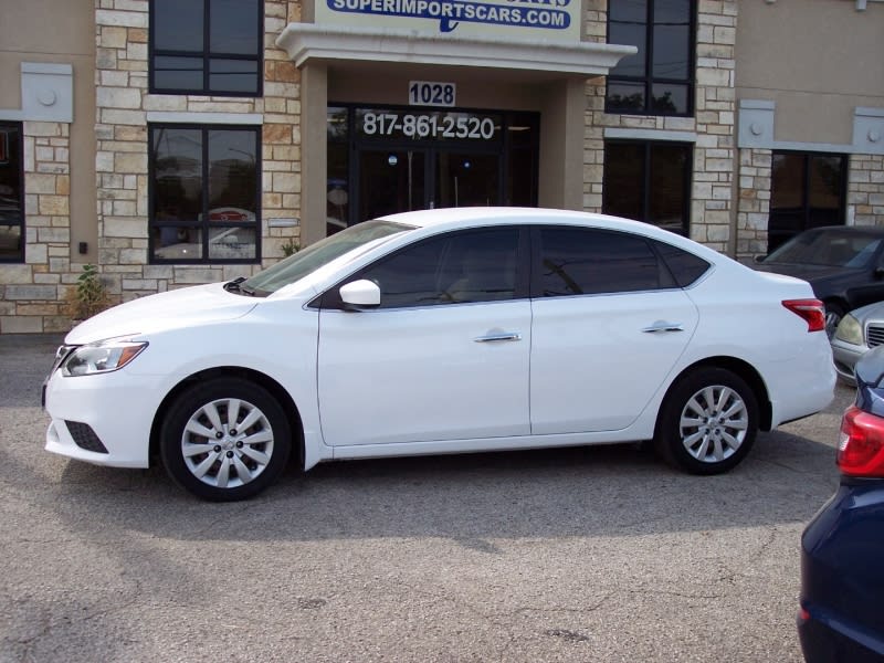 Nissan Sentra 2016 price $12,995