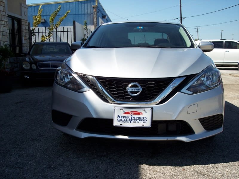 Nissan Sentra 2015 price $9,995