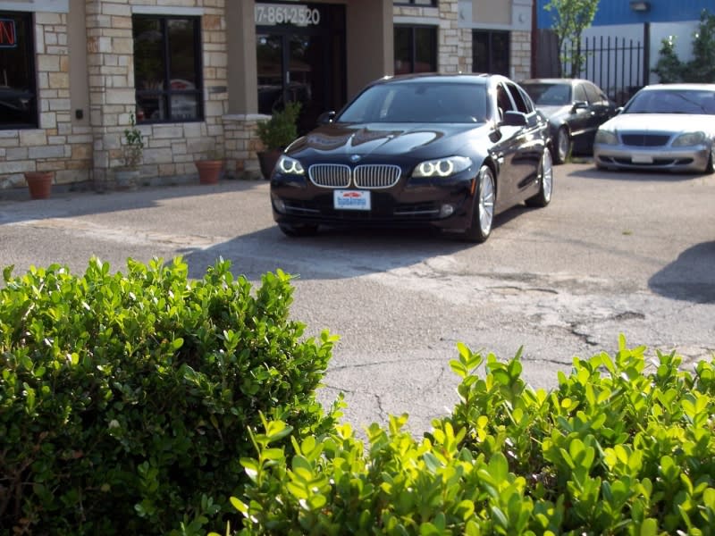 BMW 5-Series 2013 price $12,500