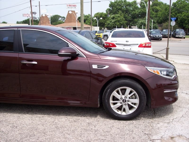 Kia Optima 2016 price $15,995