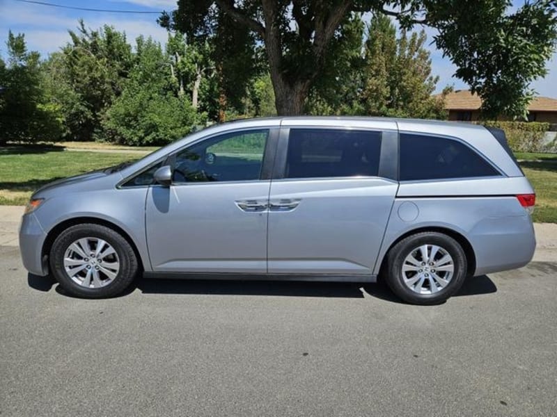 Honda Odyssey 2016 price $13,488