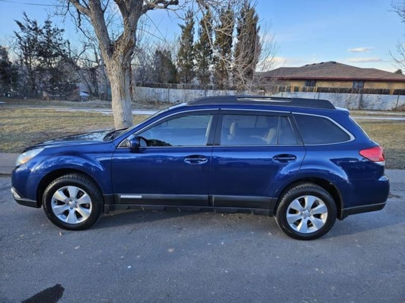 Subaru Outback 2011 price $10,488