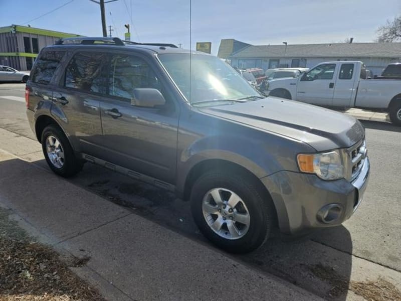 Ford Escape 2011 price $7,488