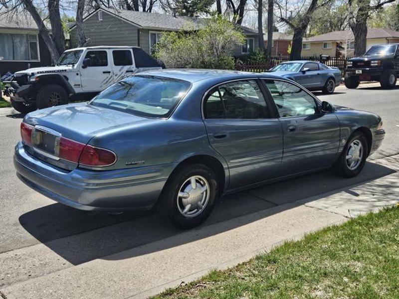 Buick LeSabre 2000 price $3,988