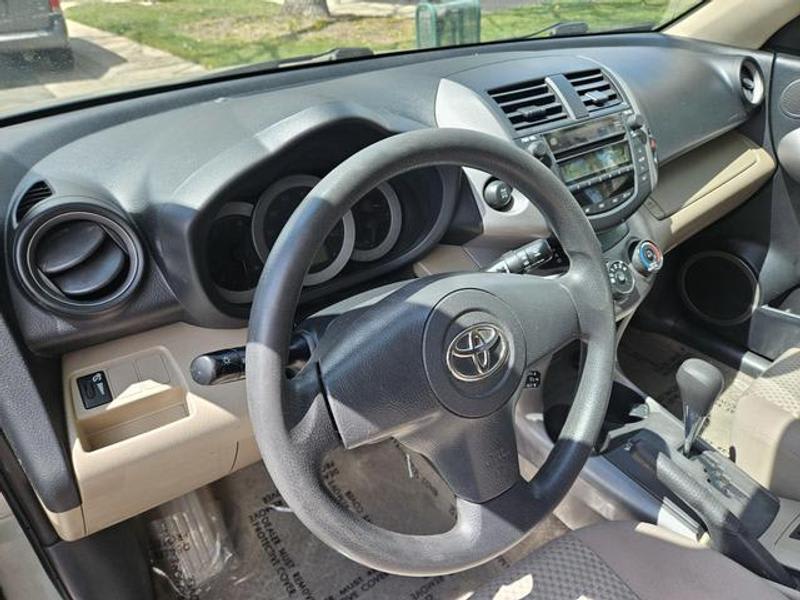 Toyota RAV4 2007 price $8,988