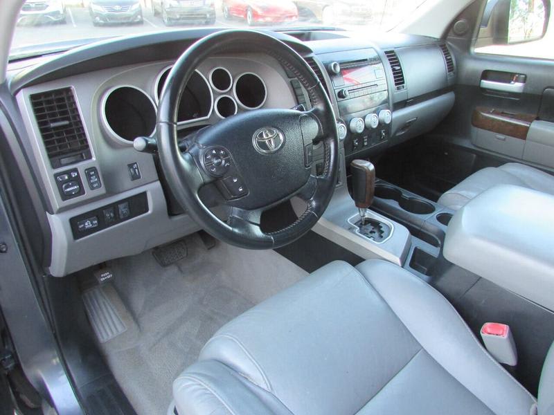 Toyota Tundra 2010 price $16,995