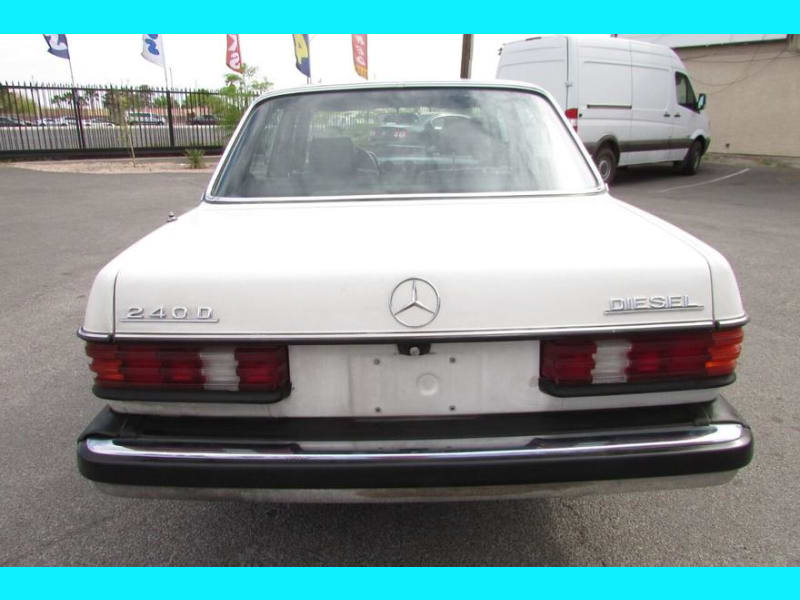 Mercedes-Benz 240-Class 1981 price $8,995