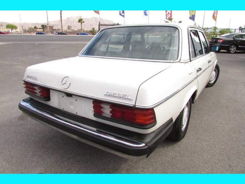 Mercedes-Benz 240-Class 1981 price $8,995
