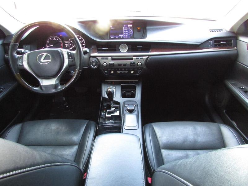 Lexus ES 350 2014 price $10,995