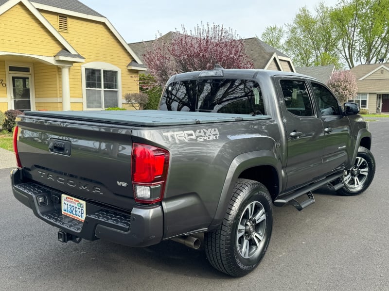 Toyota Tacoma 2018 price $38,995