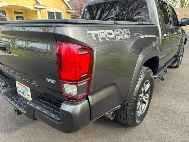 Toyota Tacoma 2018 price $43,995