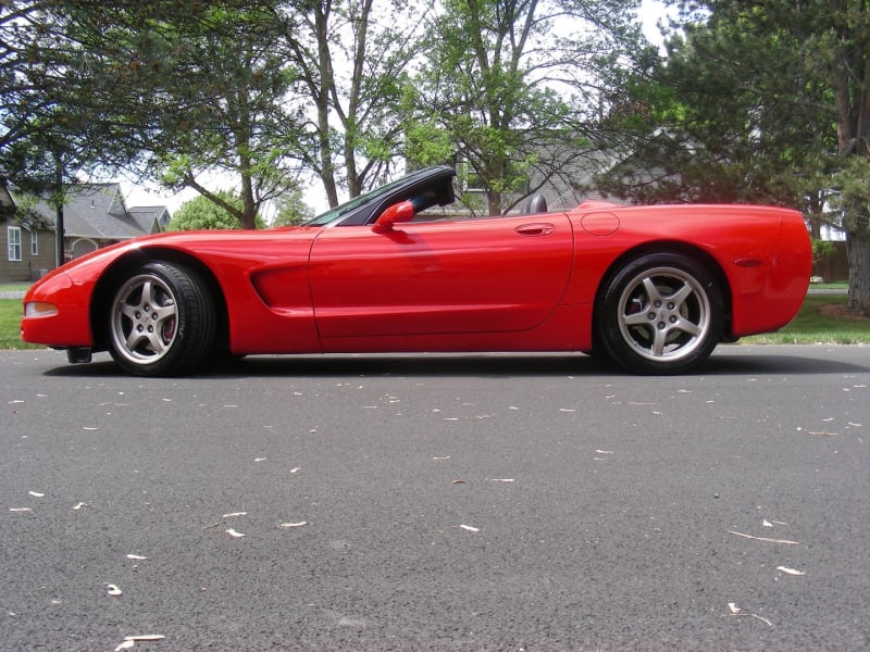 Chevrolet Corvette 1998 price $25,995