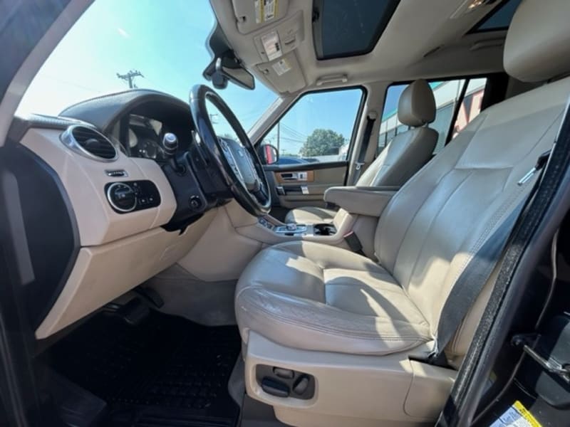 Land Rover LR4 2015 price $14,499