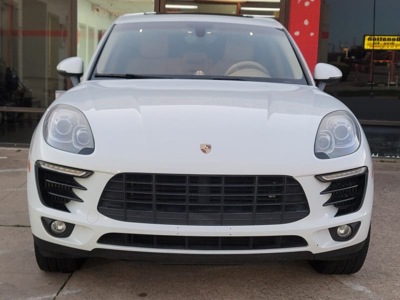 Porsche Macan 2015 price $16,999