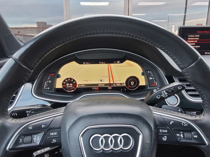 Audi Q7 2017 price $23,999