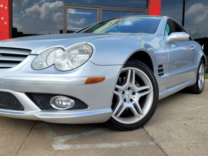 Mercedes-Benz SL-Class 2007 price $15,999