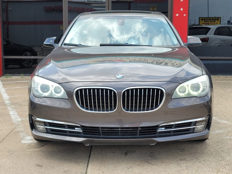 BMW 7-Series 2013 price $13,499