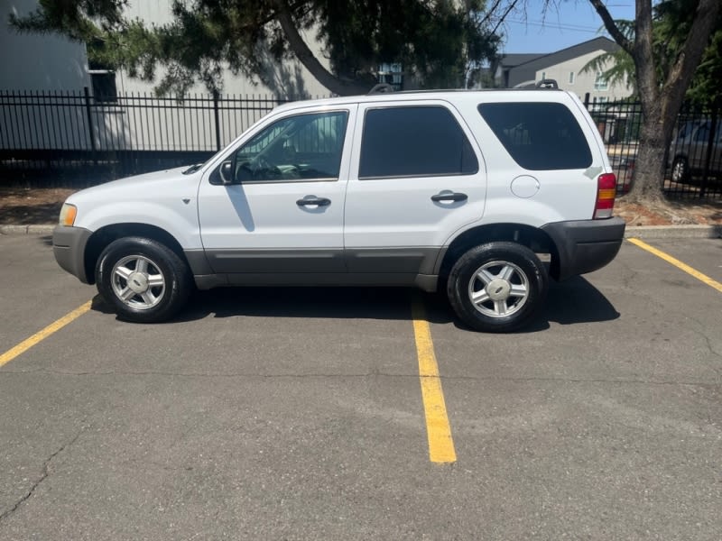 FORD ESCAPE 2001 price $4,000