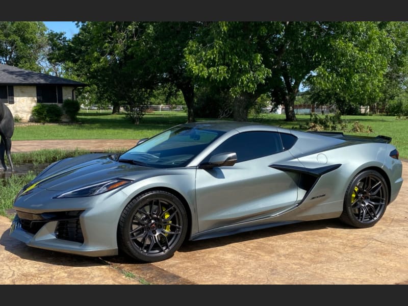 Chevrolet Corvette 2024 price $145,988