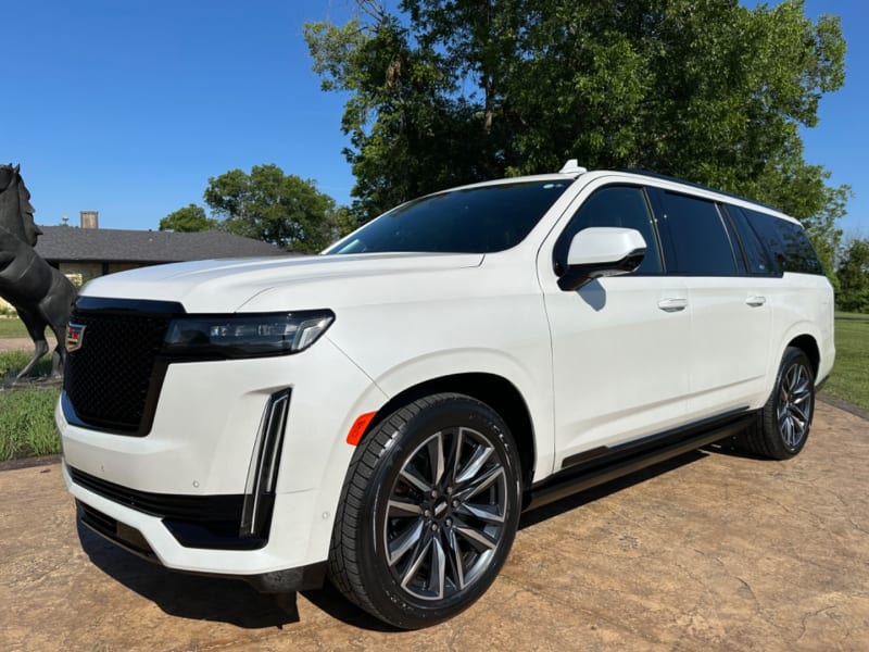 Cadillac Escalade ESV 2022 price $90,988