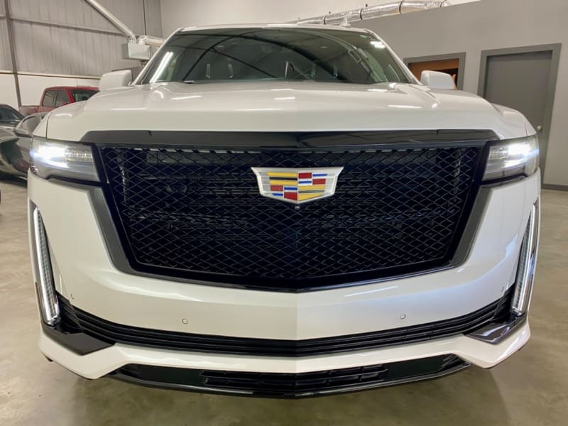 Cadillac Escalade ESV 2022 price $90,988