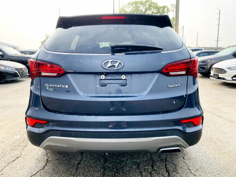 Hyundai Santa Fe Sport 2018 price $15,995