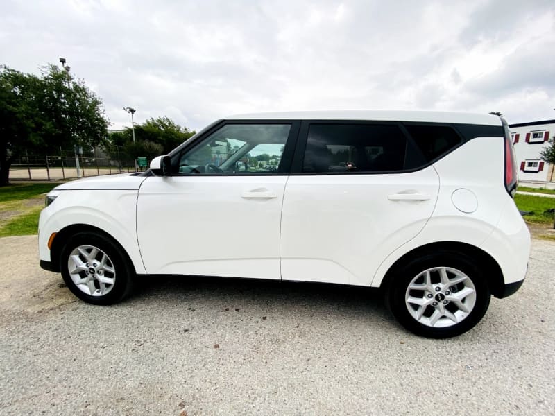 Kia Soul 2024 price $19,995