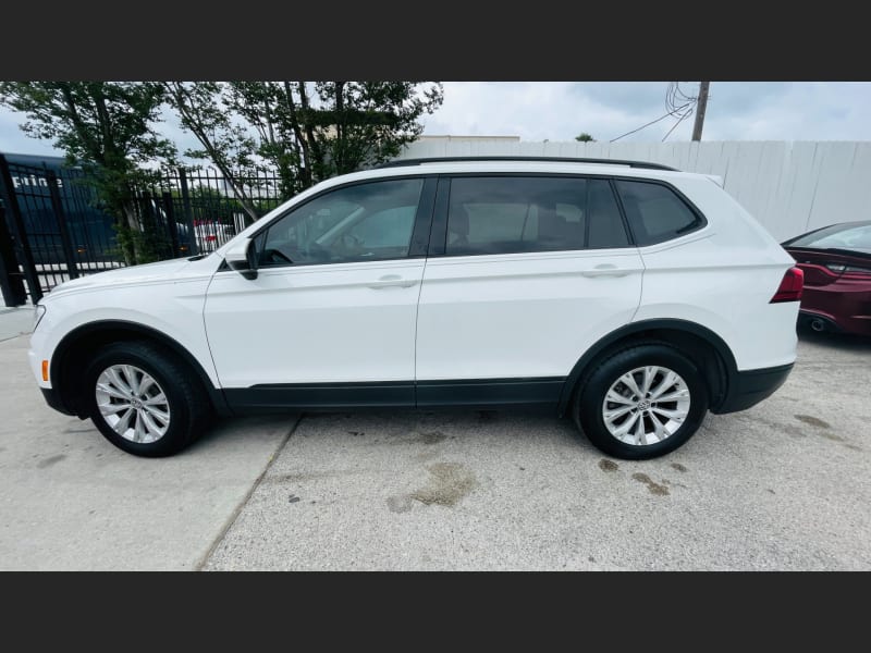 Volkswagen Tiguan 2020 price $19,995