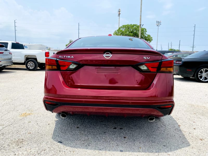 Nissan Altima 2020 price $16,995