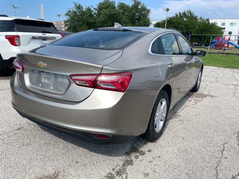 Chevrolet Malibu 2022 price $19,995