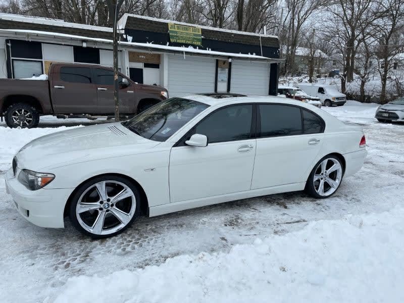 BMW 7-Series 2007 price $9,500