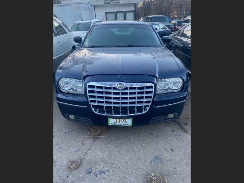 Chrysler 300 2006 price $5,495