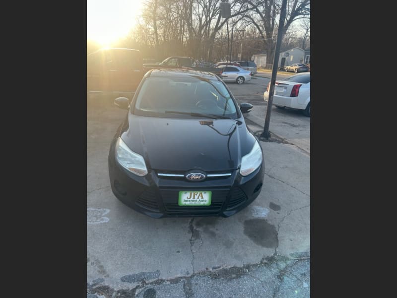 Ford Focus 2013 price $3,500