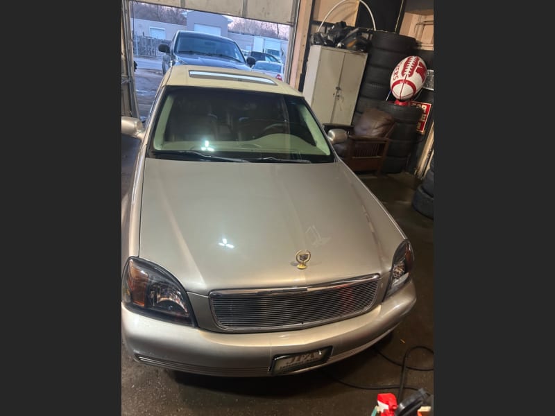 Cadillac DeVille 2003 price $3,850