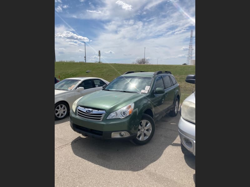 Subaru Outback 2012 price $4,500