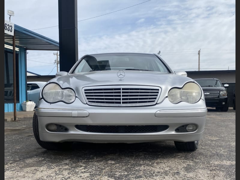 MERCEDES-BENZ C-CLASS 2004 price $1,000 Down