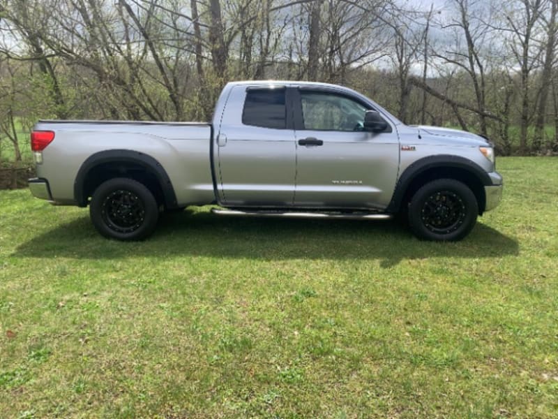 Toyota Tundra 2013 price $18,250