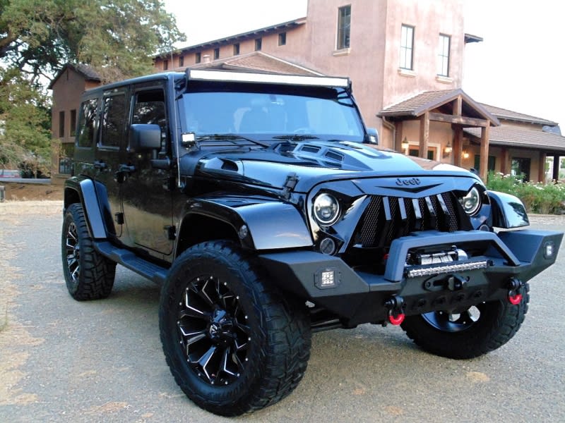 Jeep Wrangler Unlimited 2011 price $34,850